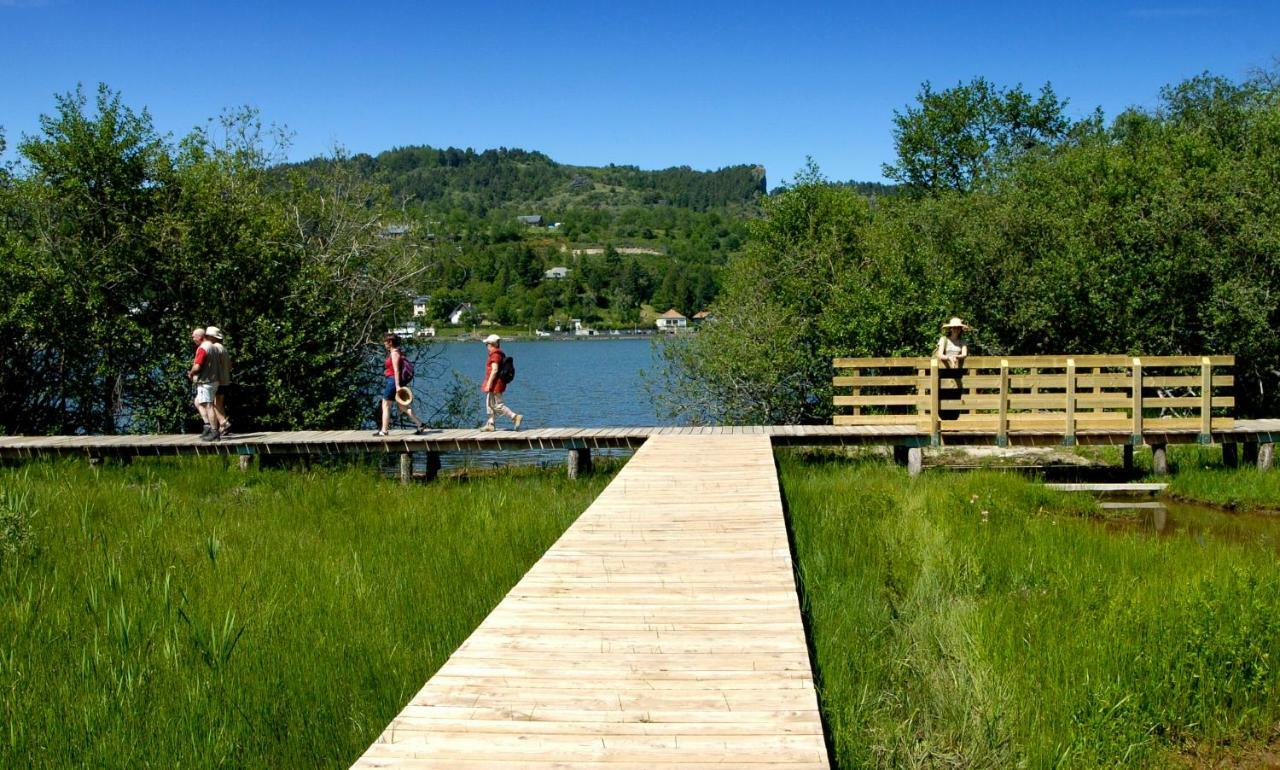 Camping Domaine Du Lac Chambon Murol Kültér fotó