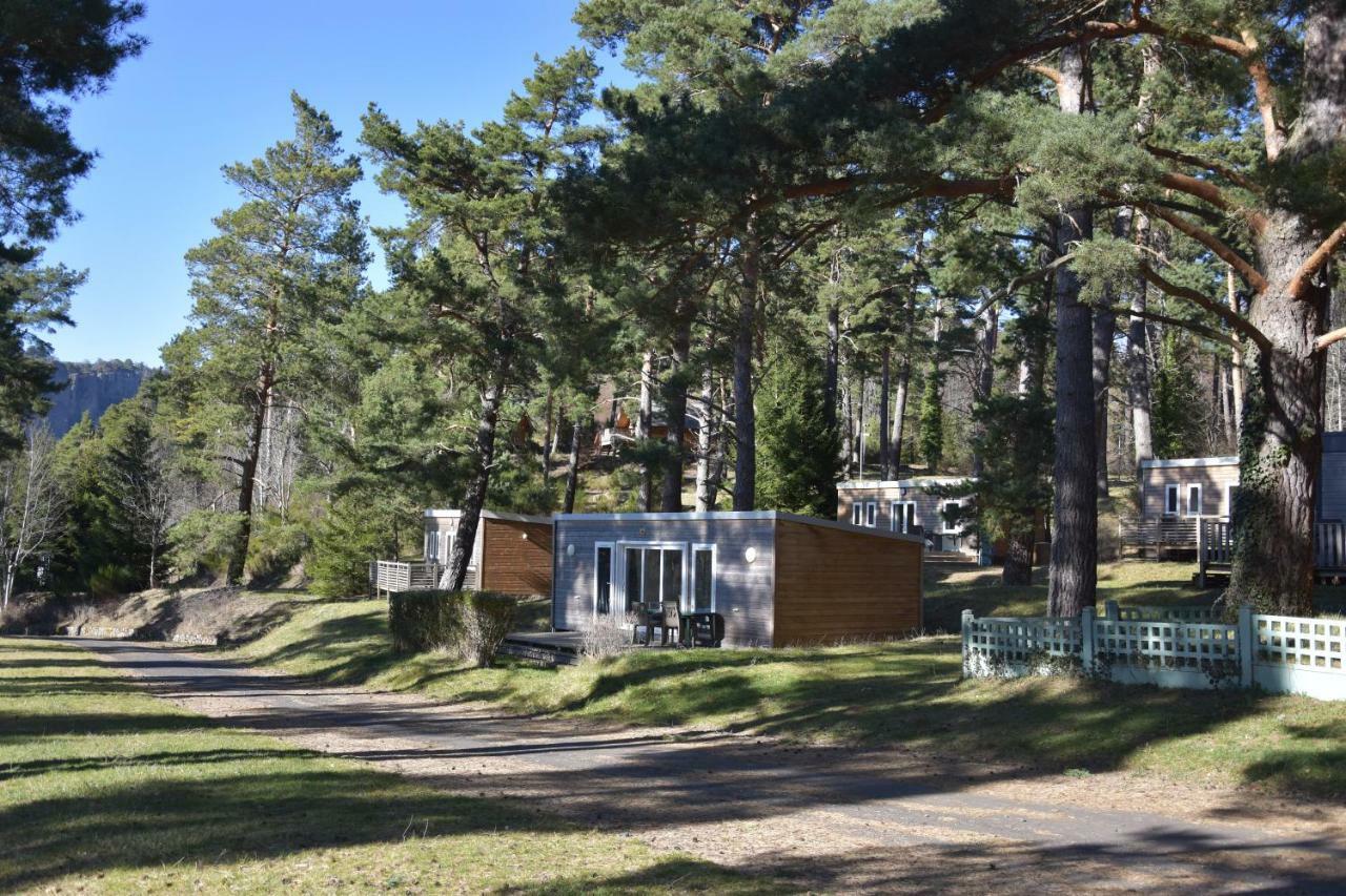Camping Domaine Du Lac Chambon Murol Kültér fotó