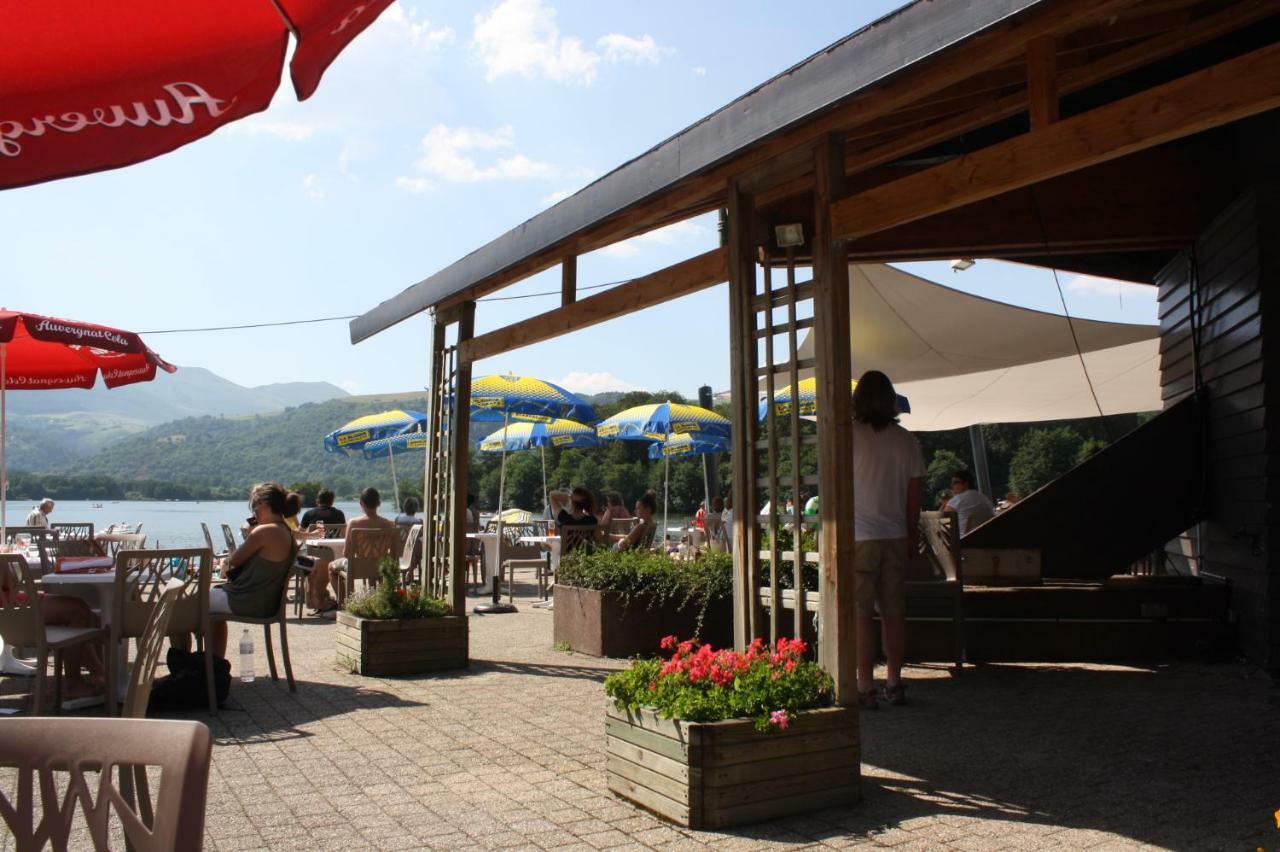 Camping Domaine Du Lac Chambon Murol Kültér fotó