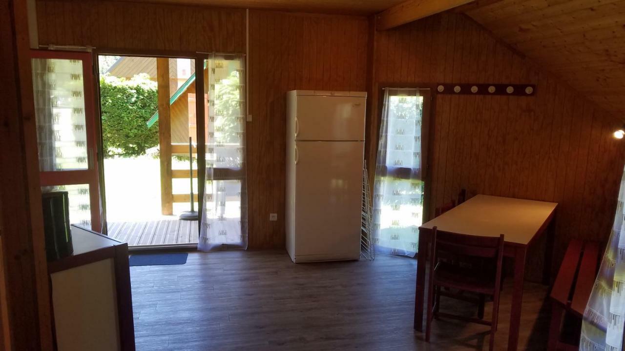 Camping Domaine Du Lac Chambon Murol Kültér fotó
