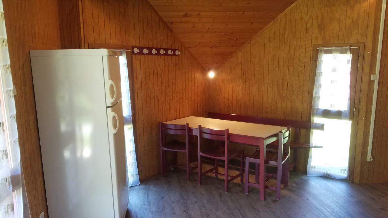 Camping Domaine Du Lac Chambon Murol Kültér fotó